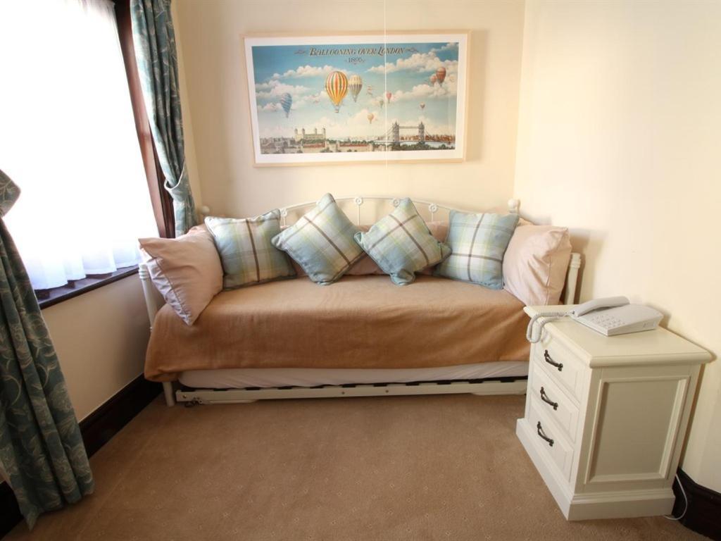 Pilgrims Hotel Canterbury
